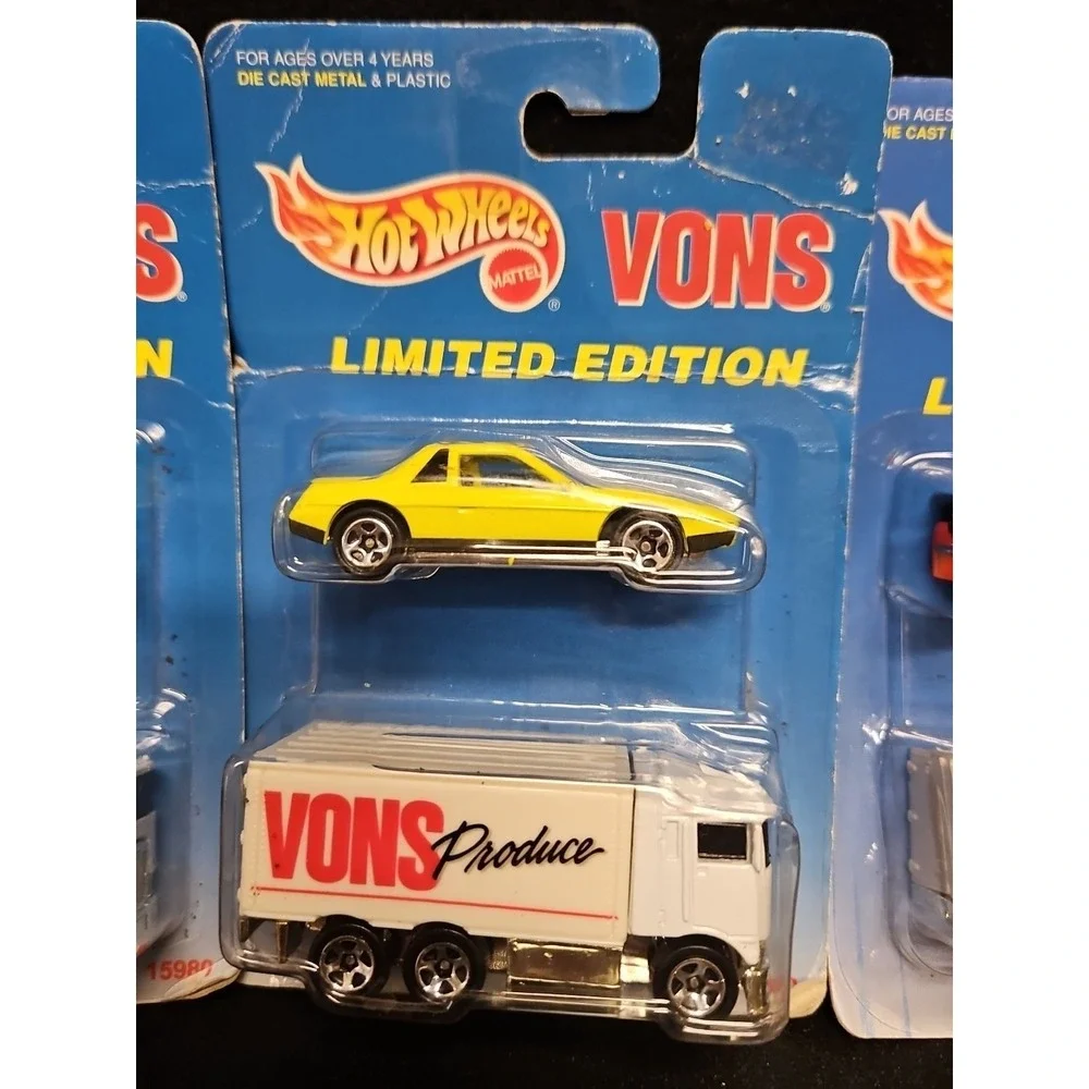 Hot Wheels three 1996